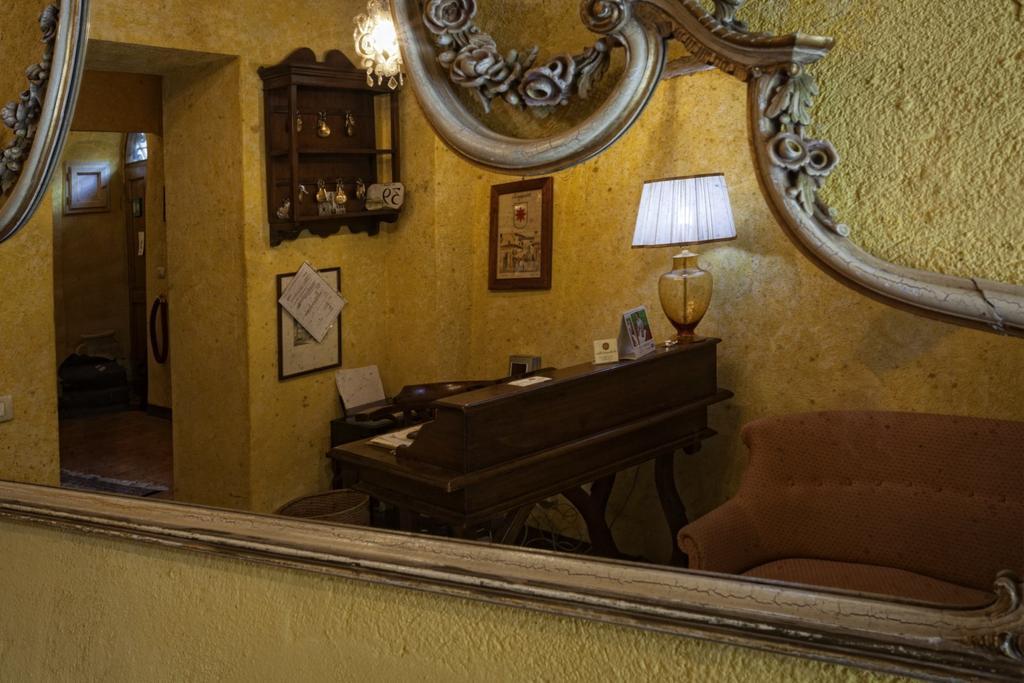 Fra Paolino B&B - Locanda Di Montisi Exterior photo